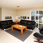Дом отдыха Five-bedroom In 2