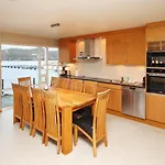 Tatil Evi Five-bedroom In 2 *