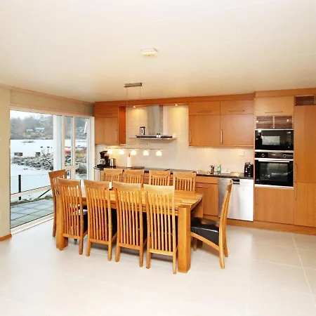 Tatil Evi Five-bedroom In 2 Jelsa