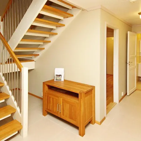 Tatil Evi Five-bedroom In 2 *