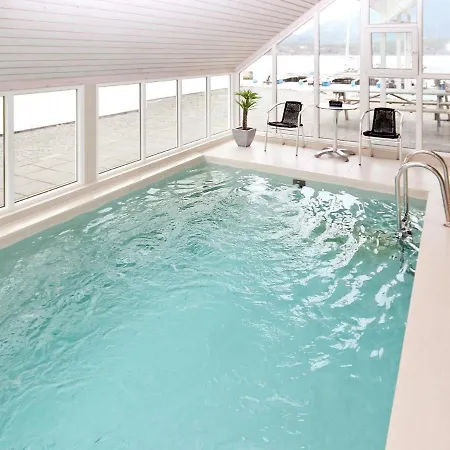 Five-bedroom In 2 펜션