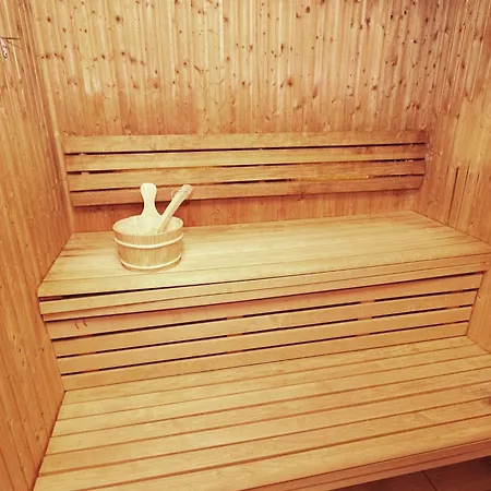 Five-bedroom In 2 펜션