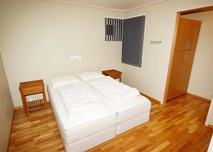 Five-bedroom In 2 * Jelsa