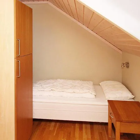 Five-bedroom In 2 בית נופש *